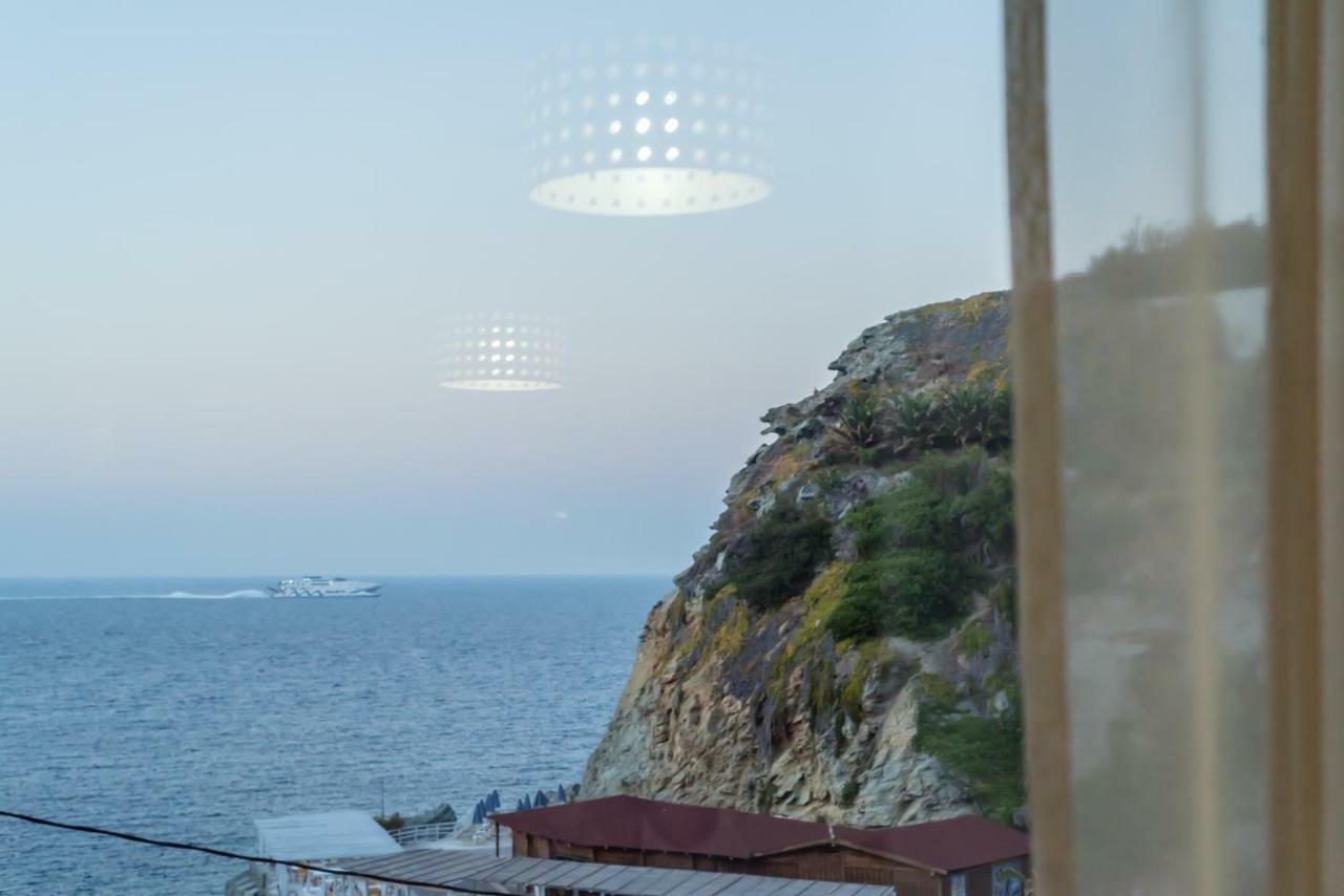 Luxury Seaside House In Mades Heraklion อาเยีย เปลาเยีย ภายนอก รูปภาพ