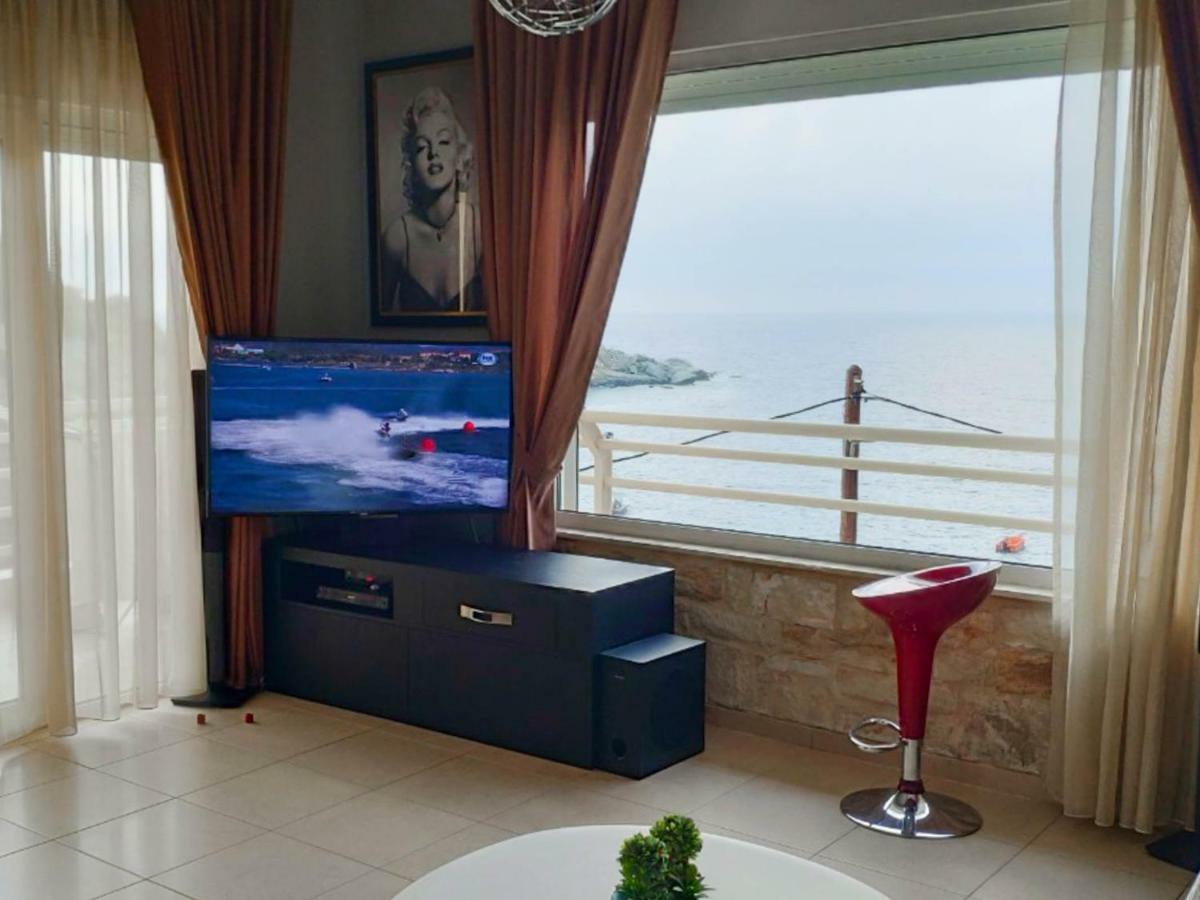 Luxury Seaside House In Mades Heraklion อาเยีย เปลาเยีย ภายนอก รูปภาพ